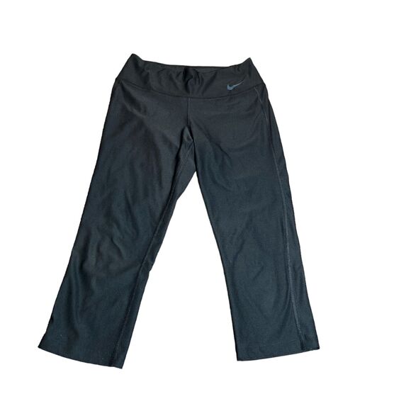Nike Leggings Size Small Womens Black Dri-Fit Cropped Athletic Pants Athleisure - Picture 1 of 3